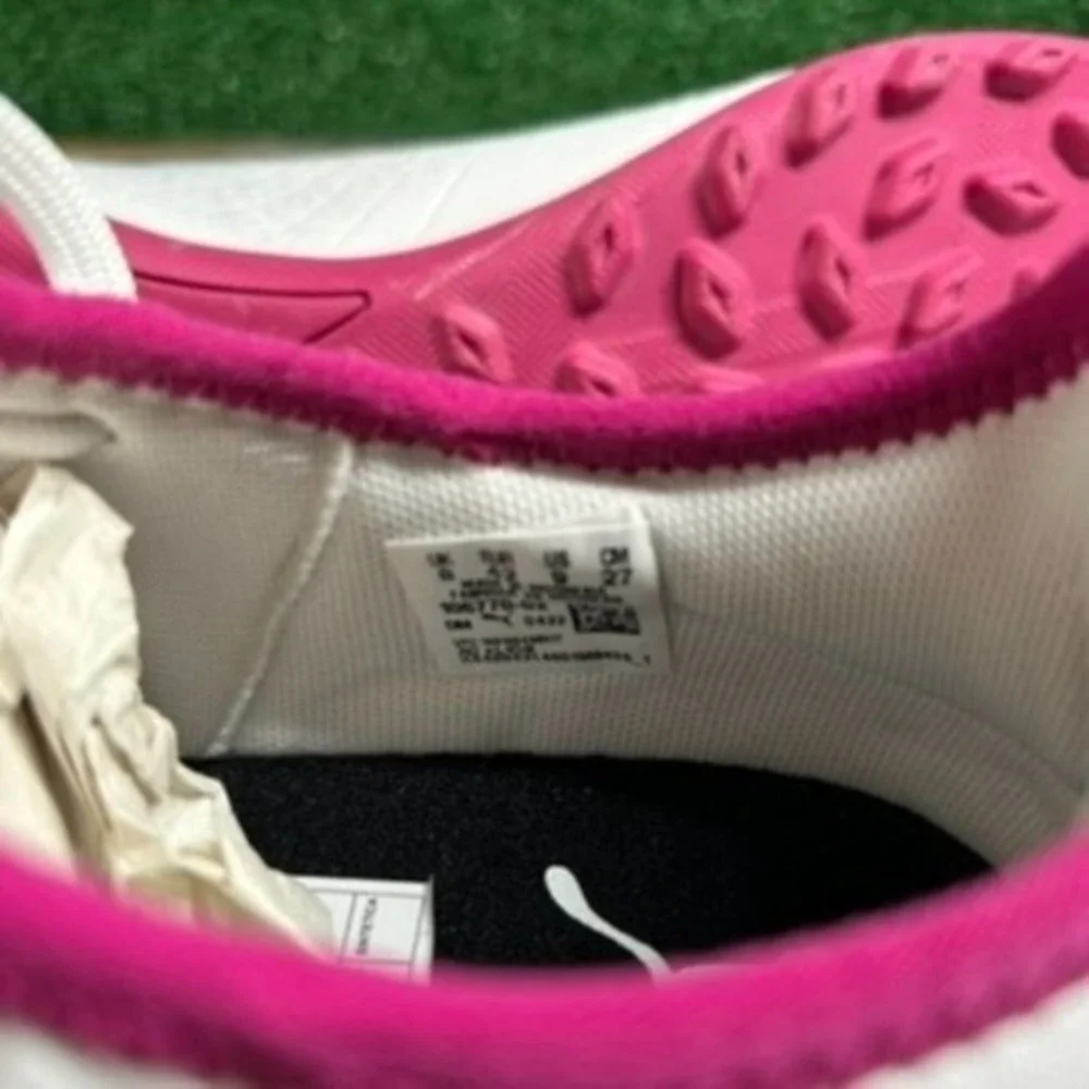 Puma Future Z 4.4 TT Soccer Cleats Mens Size 9 White Pink Turf Training New